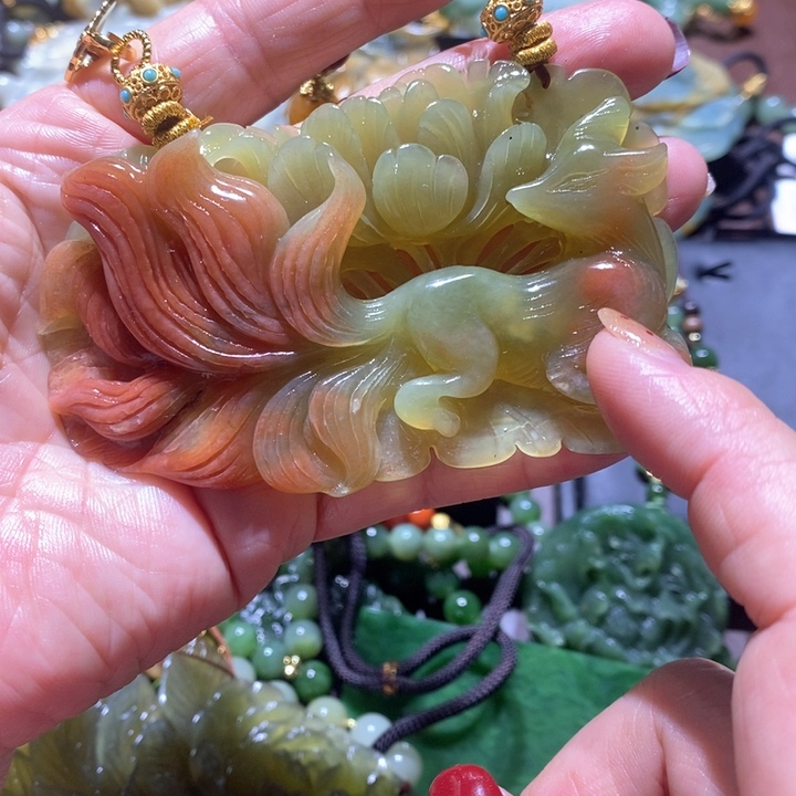 岫玉毛衣链未镶嵌