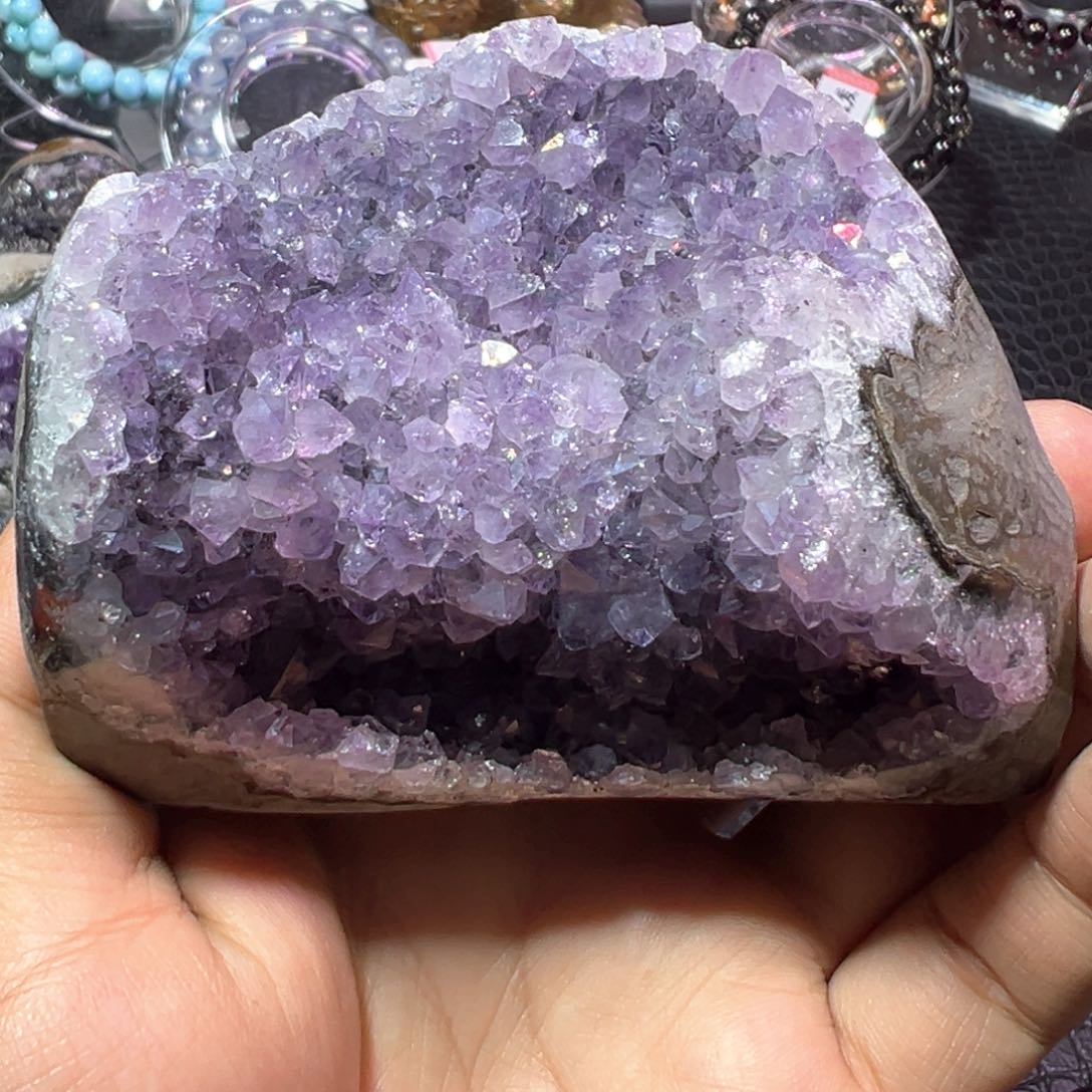 未镶嵌颈饰水晶s****r水晶