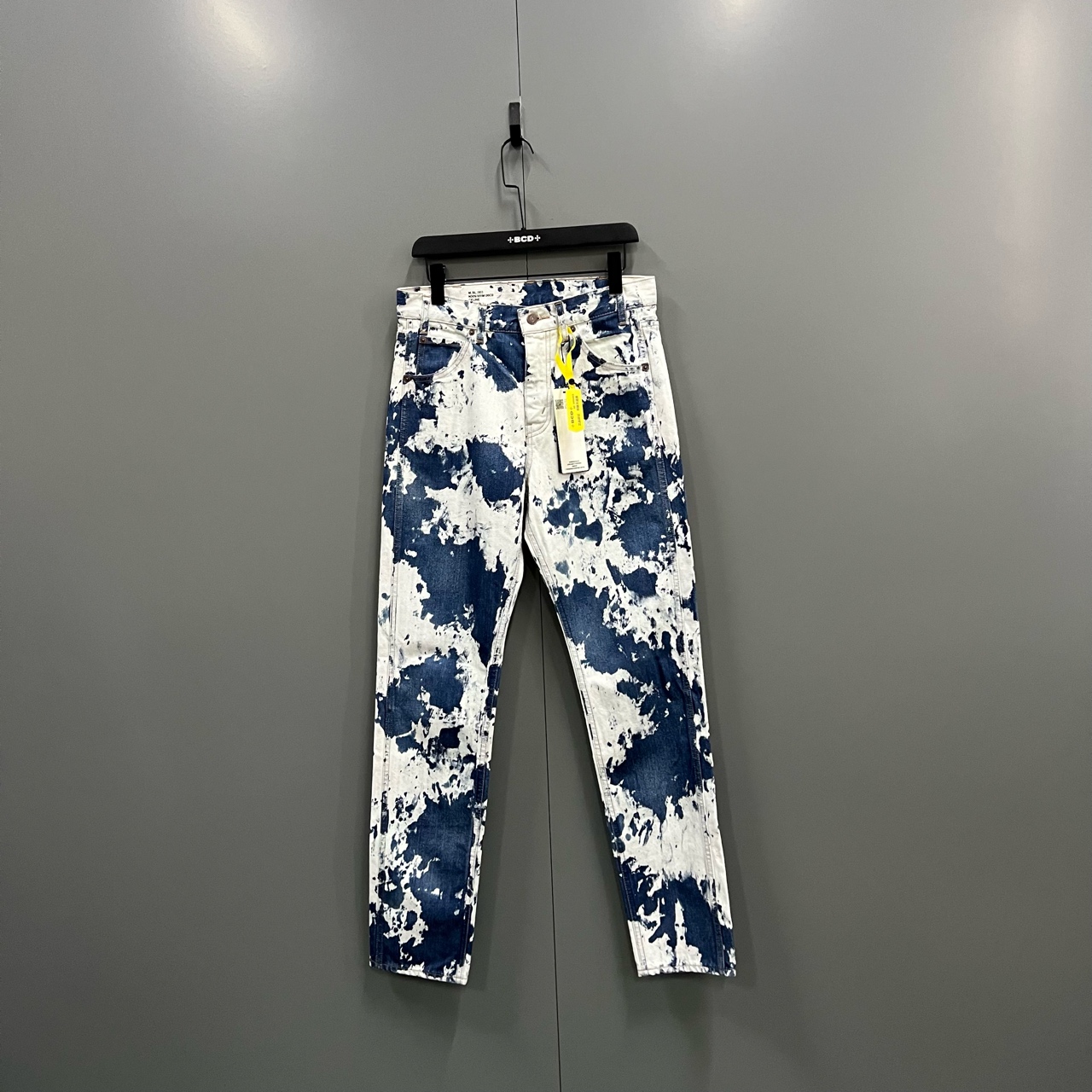 99新 Celine/思琳 （bb）202  扎染牛仔裤 31码