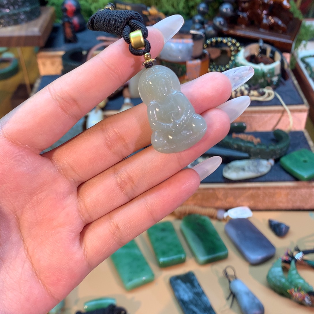 和田玉（糖玉）未镶嵌挂件