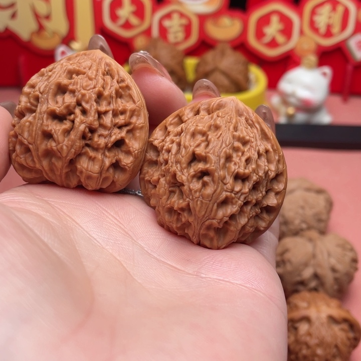 文玩核桃吊坠002白狮子40