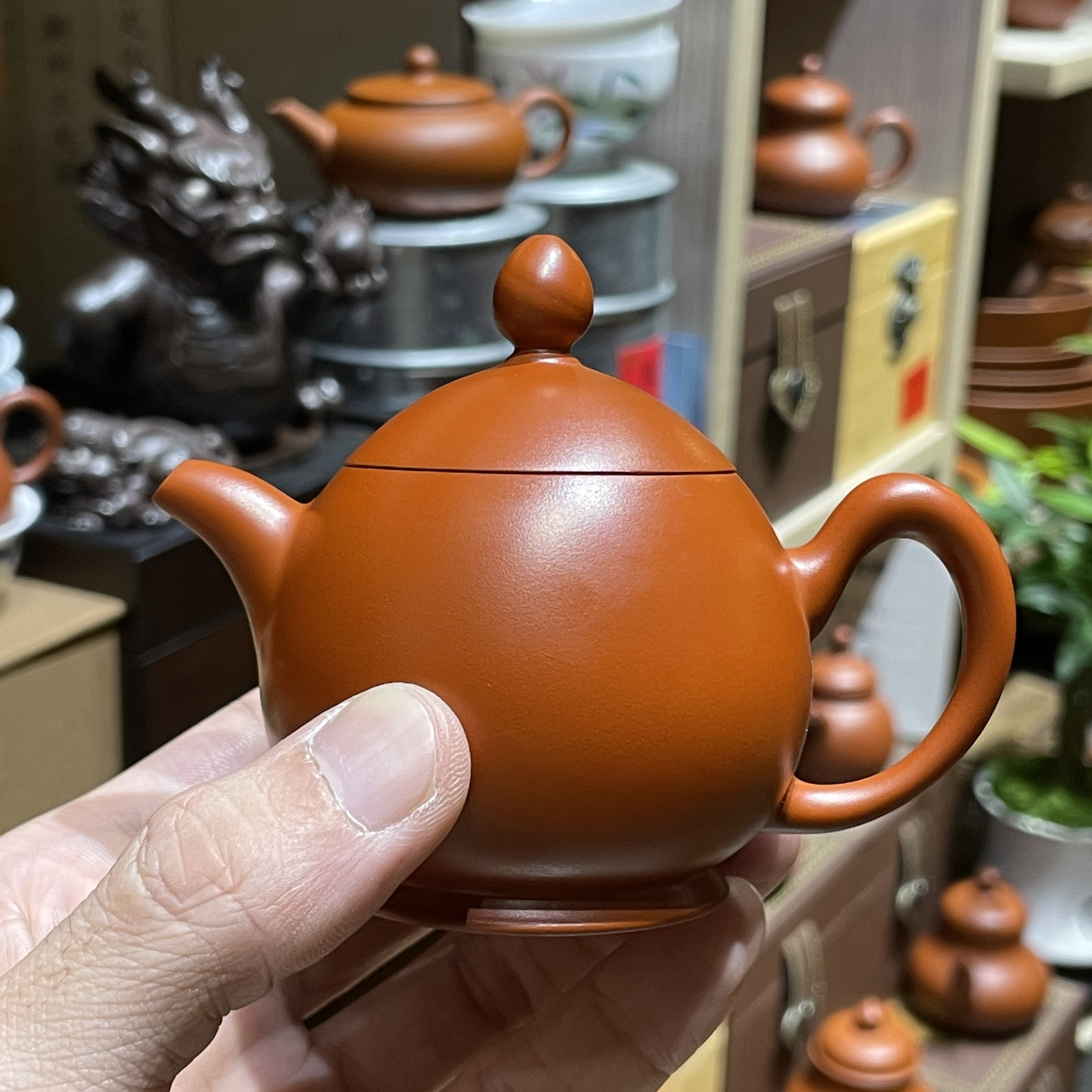 荣记池松荣朱泥，龙蛋壶约90cc