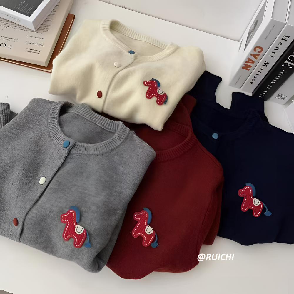 2026春季新款法式圆领刺绣小马撞色纽扣高级感毛衣针织开衫外套女