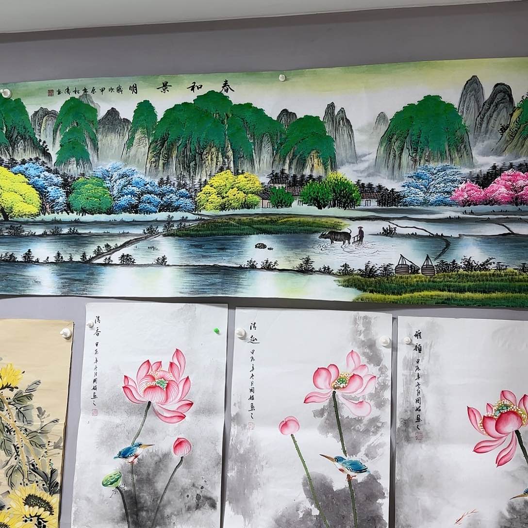 国画朱*尺寸70X180手绘作品