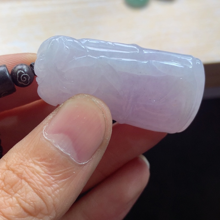 翡翠未镶嵌颈饰吊坠