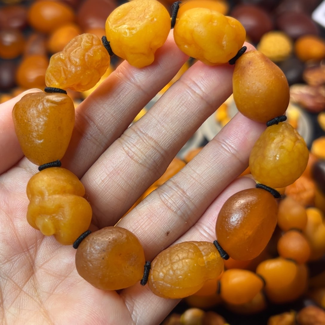 琥珀裸石未镶嵌天然蜜蜡