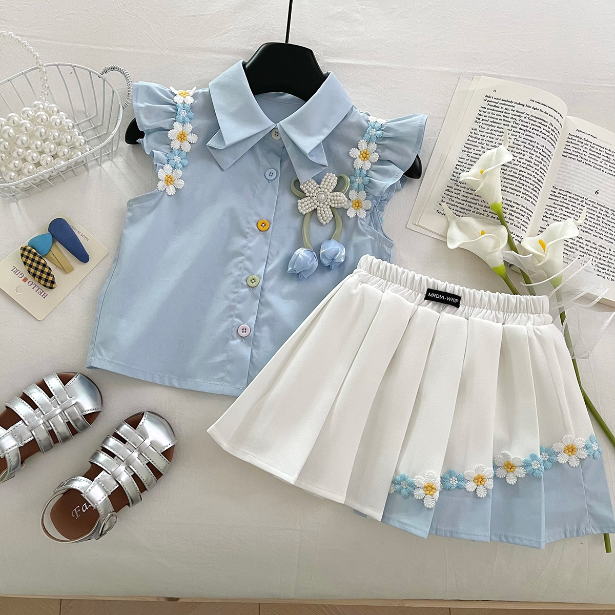 女童气质不规则飞袖花朵学院套装S17401