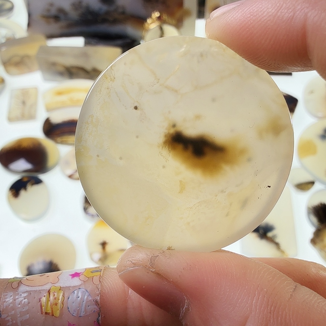 玛瑙/玉髓未镶嵌珠宝半成品