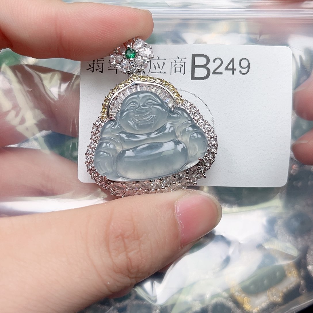 翡翠未镶嵌颈饰翡翠249