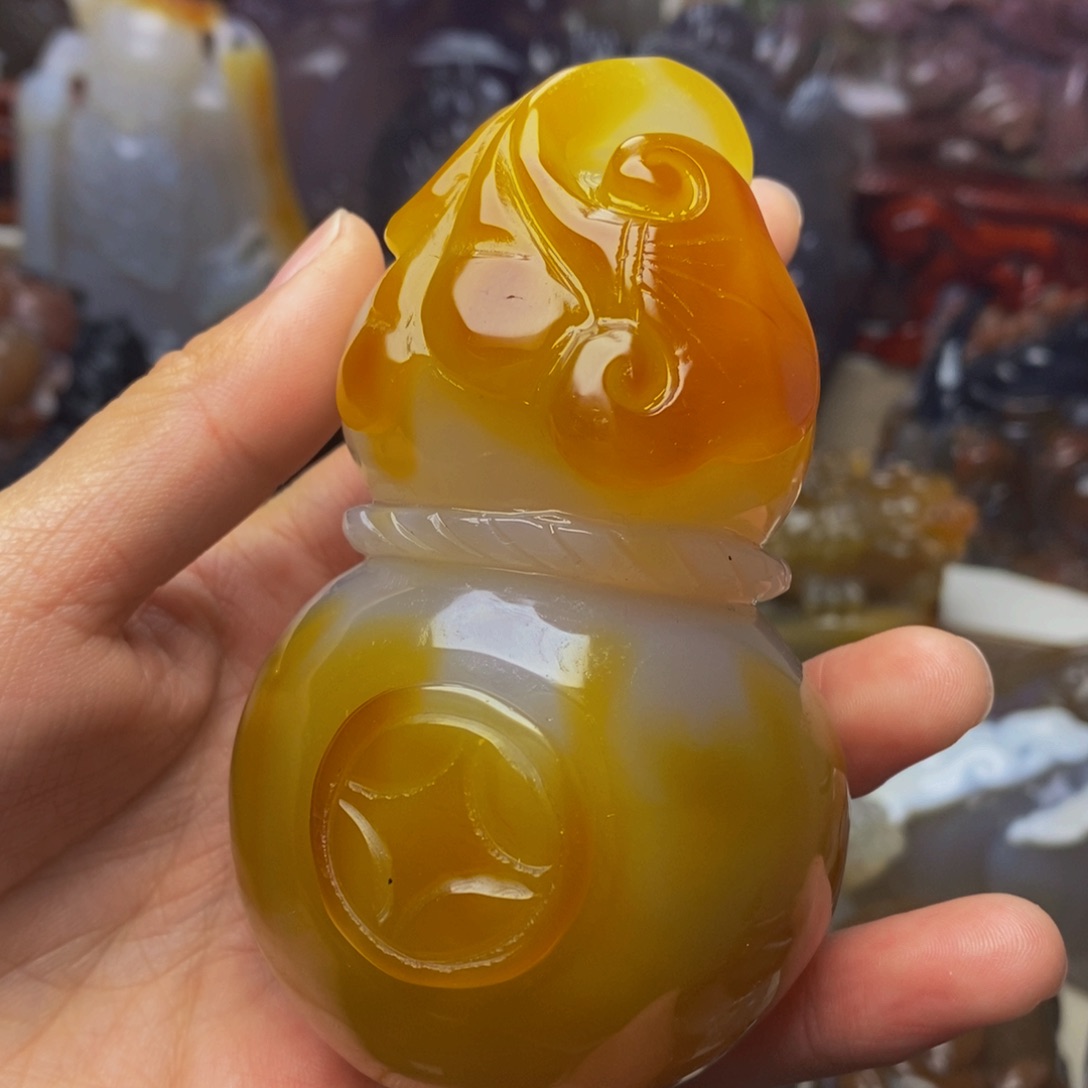 玛瑙/玉髓手把件未镶嵌