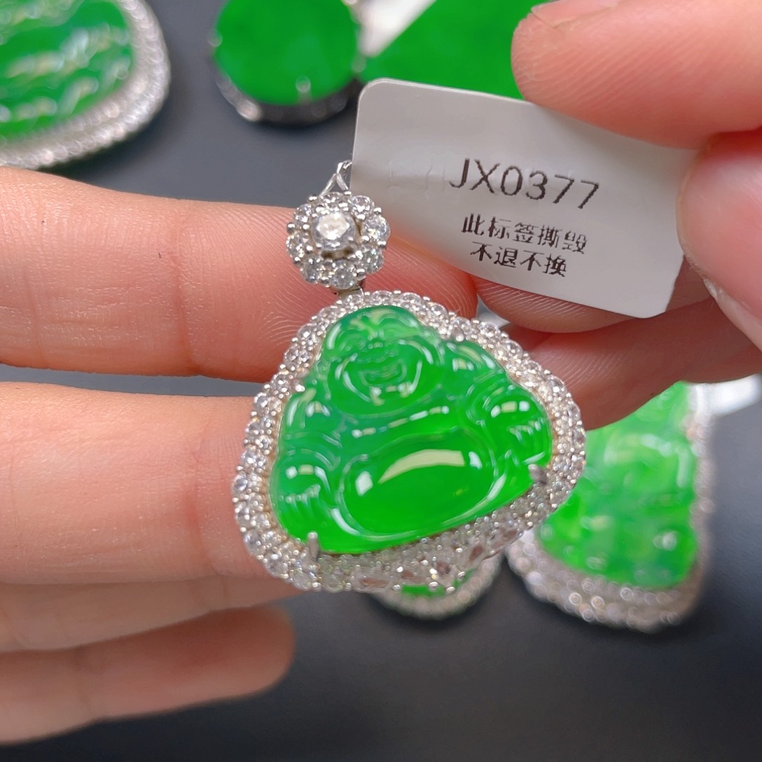 【闪购商品】颈饰银S925镶嵌翡翠翡翠
