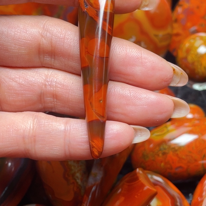 玛瑙/玉髓战国红玛瑙挂件未镶嵌云*