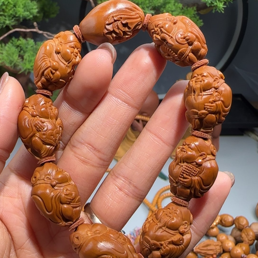 手串/手链橄榄核福利待遇