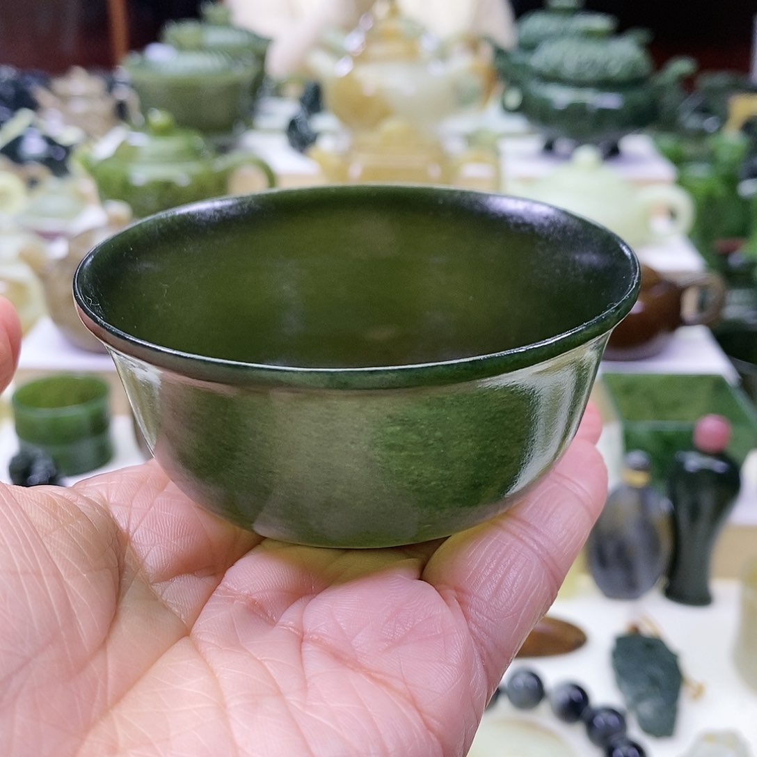 和田玉茶碗未镶嵌