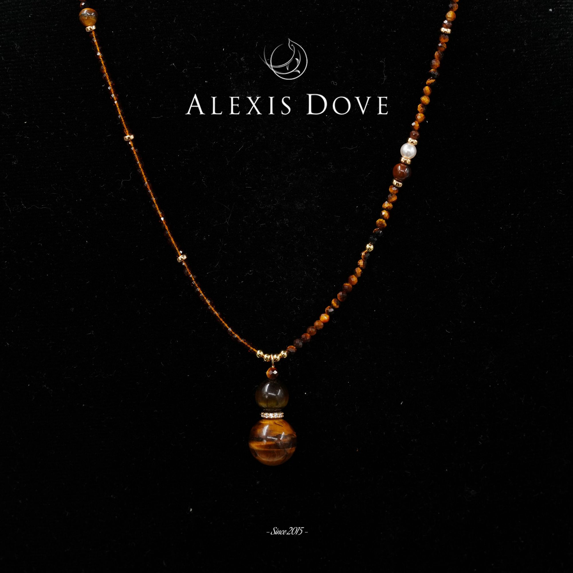 铜合金合成锆石项链 轻奢设计款美拉德虎眼拼接葫芦项链