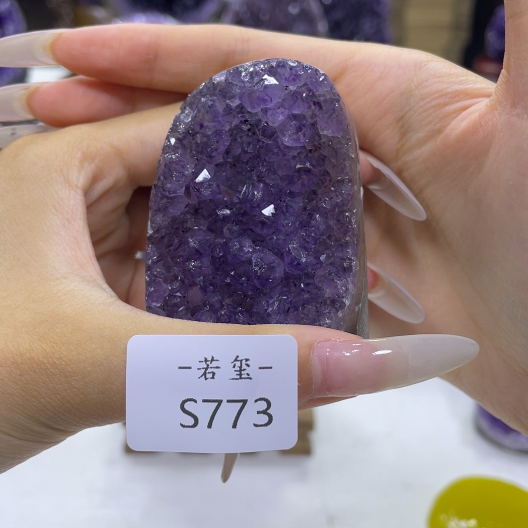 未镶嵌紫晶大型摆件（非配饰）乌拉圭紫水晶摆件S773