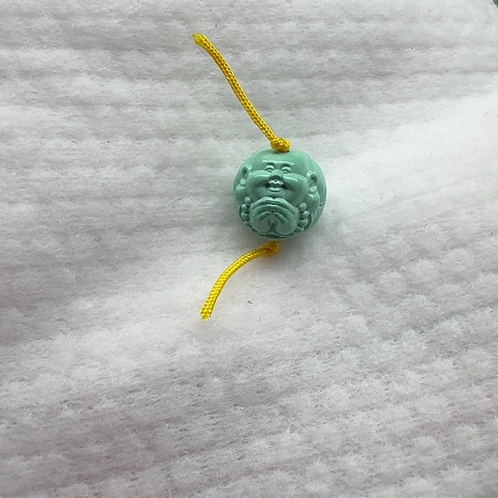 尺寸：13左右绿顺风耳圆珠 一颗