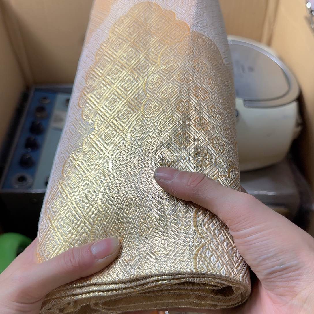 跋**水中古商品，瑕疵品，不保好坏。909