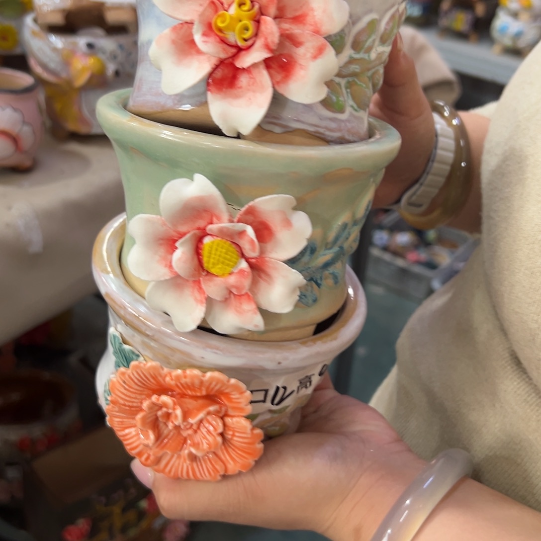 花盆，满20发货爱退款拉黑