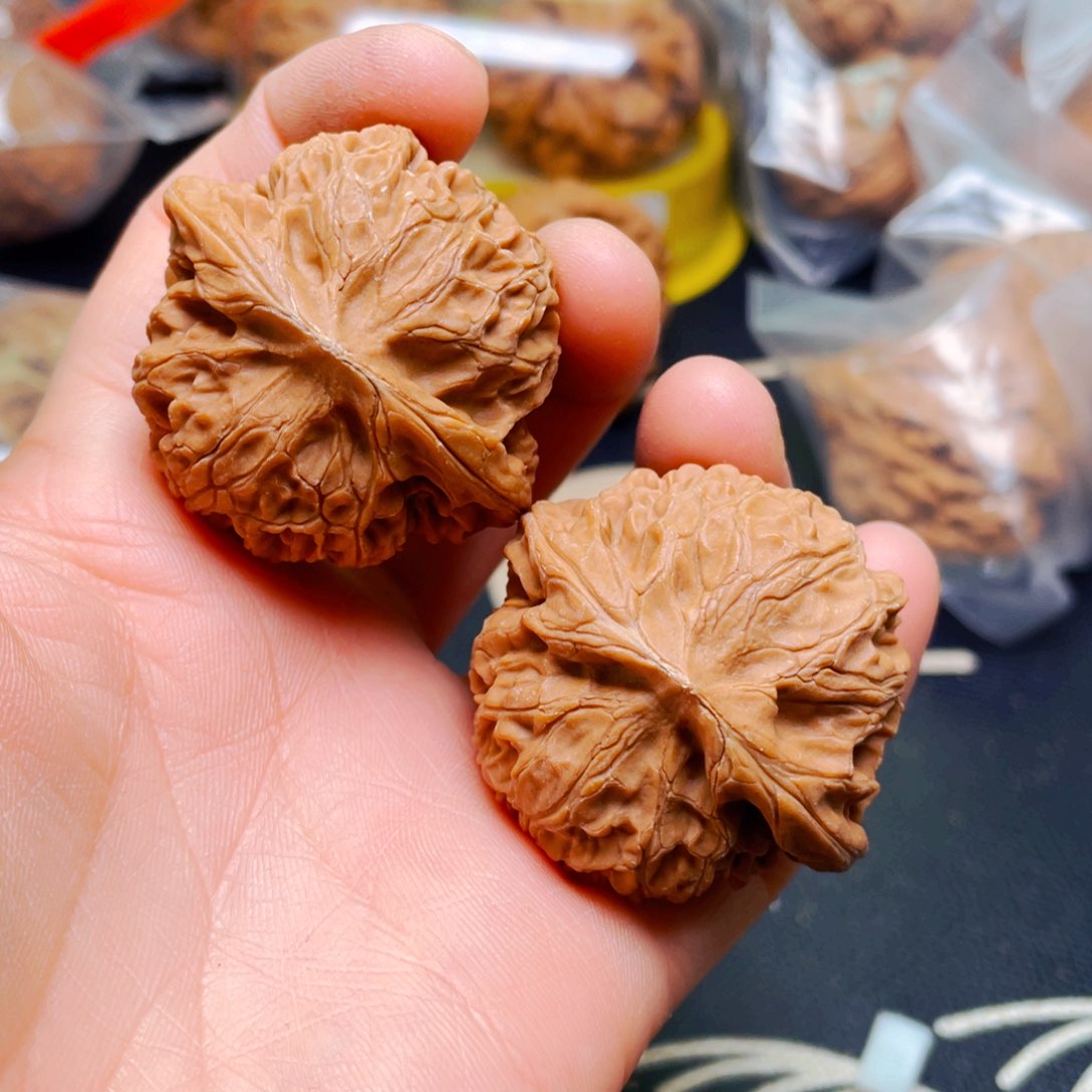 吊坠文玩核桃宫灯狮子头