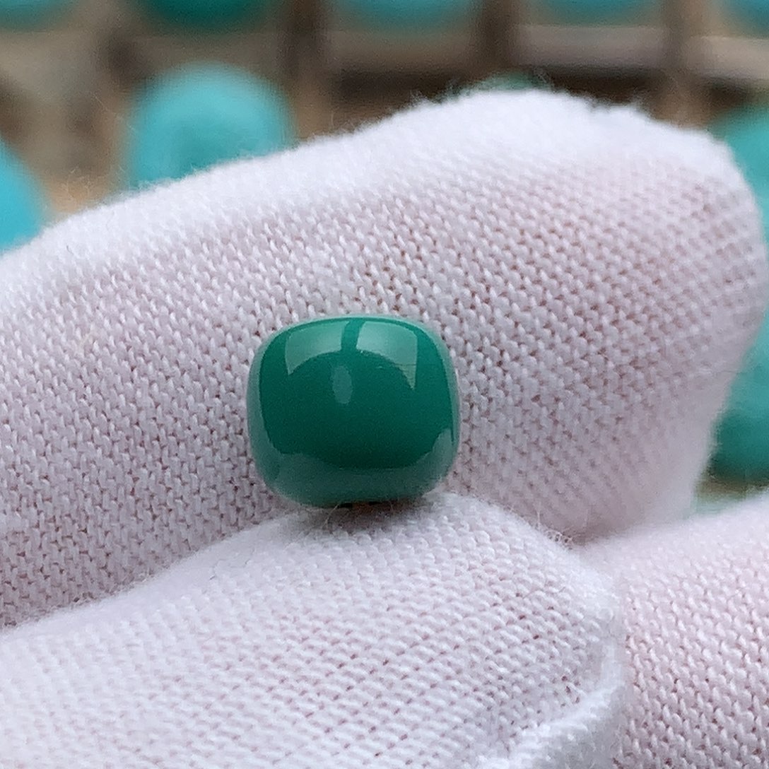 绿松石未镶嵌珠宝奇石7.7mm