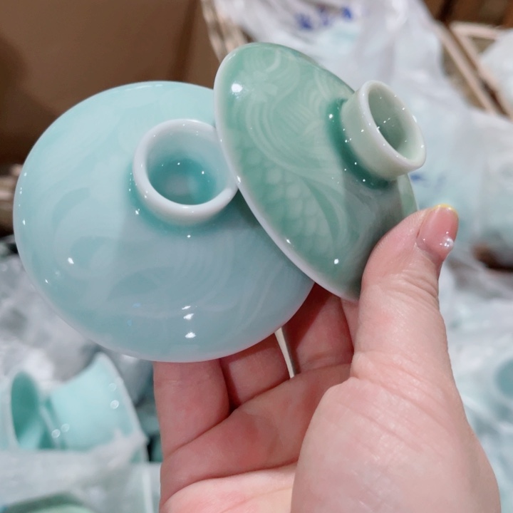 青瓷哈哈哈哈哈哈哈哈哈哈哈