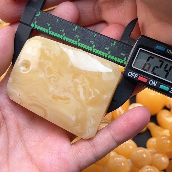 蜜蜡裸石未镶嵌蜜蜡手串