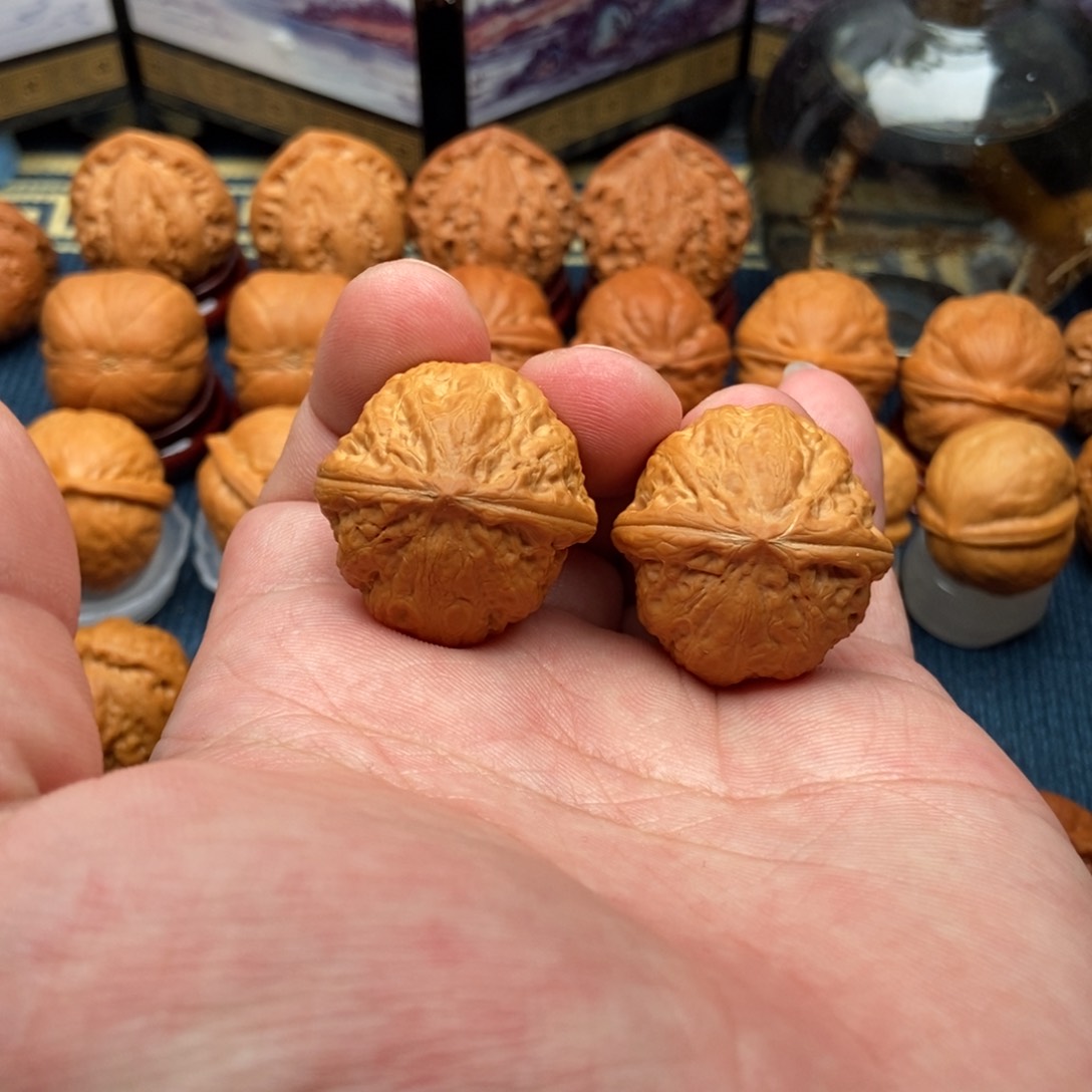 文玩核桃把件?**酱磨盘