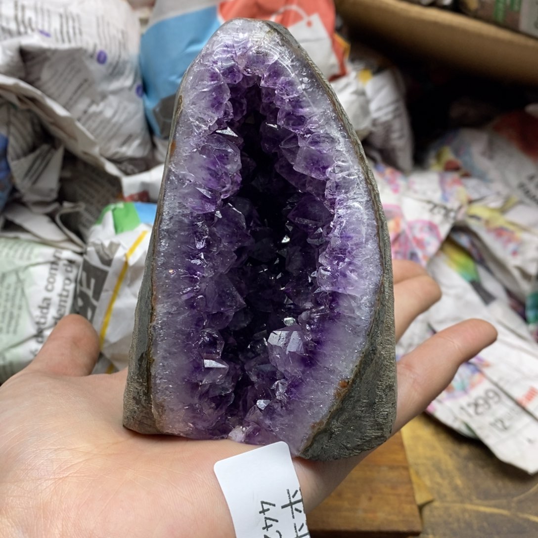 紫晶乌拉圭未镶嵌
