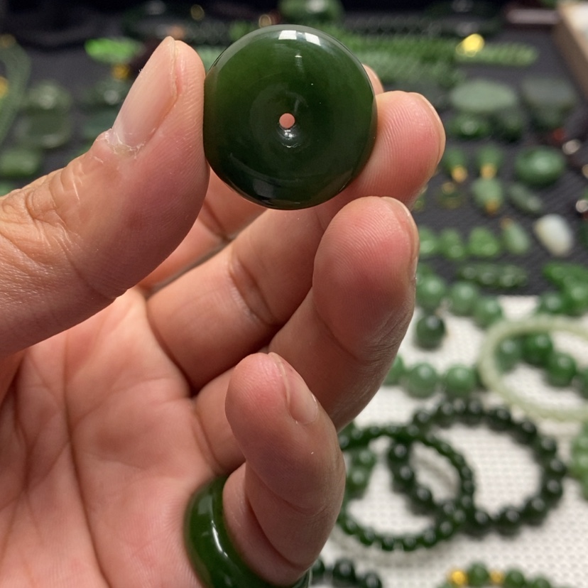 【闪购商品】和田玉（碧玉）颈饰未镶嵌