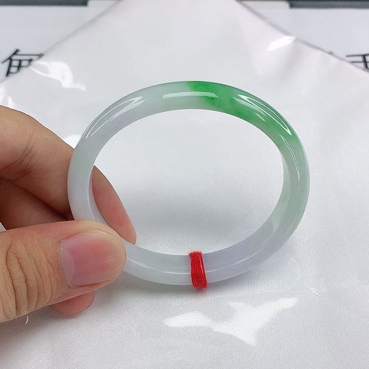 未镶嵌手镯翡翠圈55。1906。1