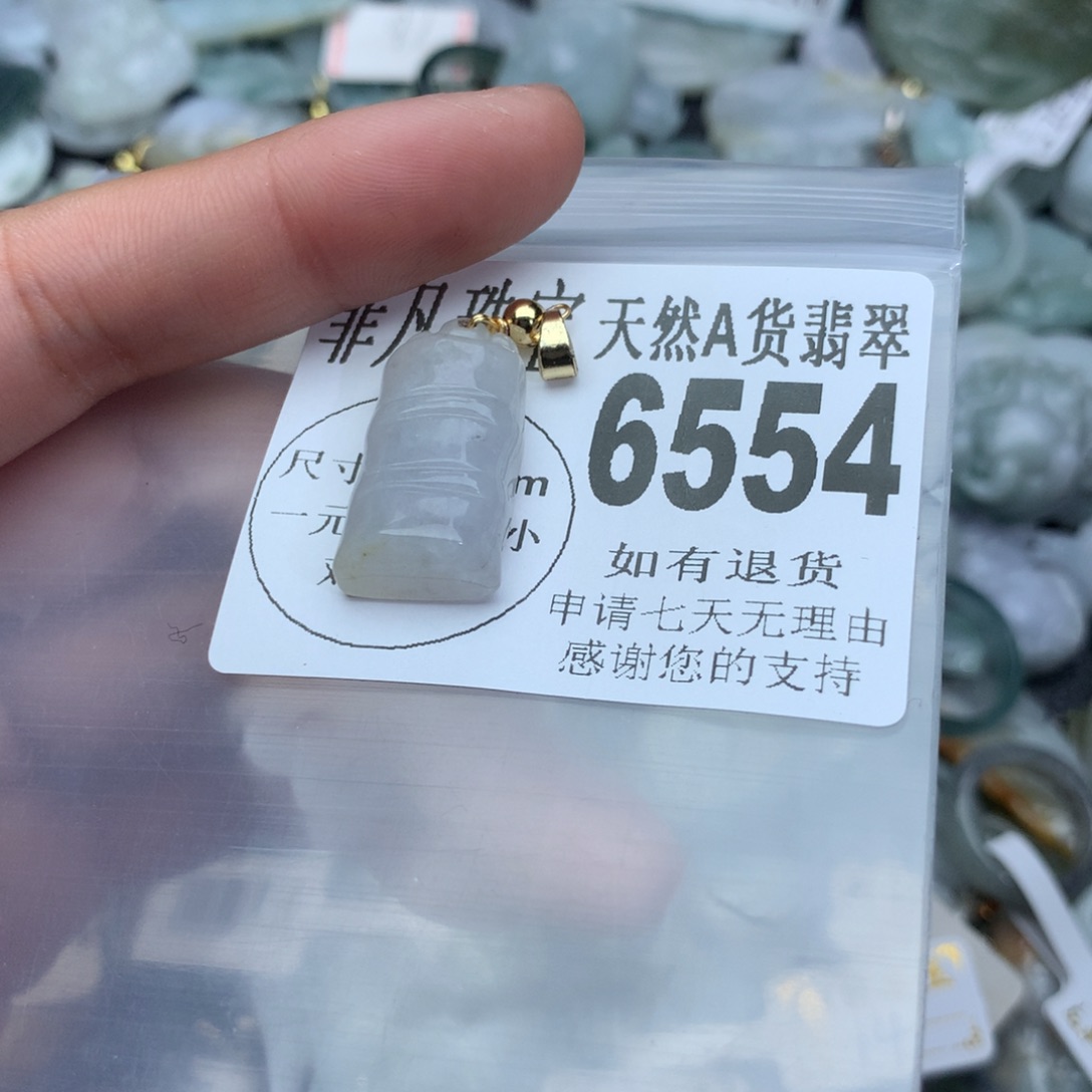 翡翠颈饰未镶嵌6554。