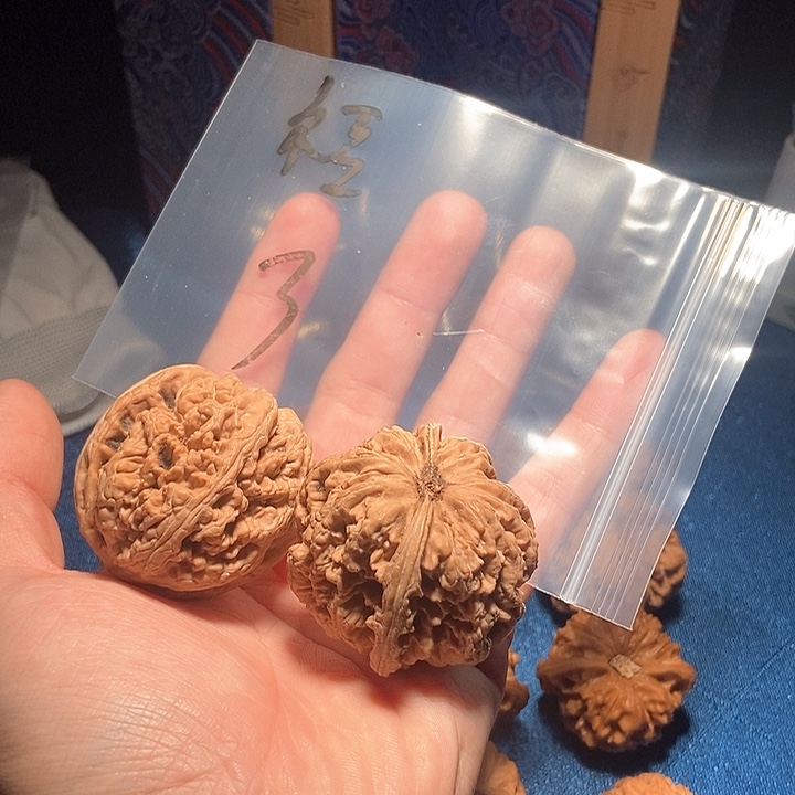 吊坠文玩核桃文玩核桃