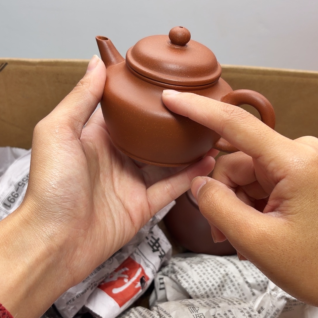 甄选宜兴本土紫砂壶