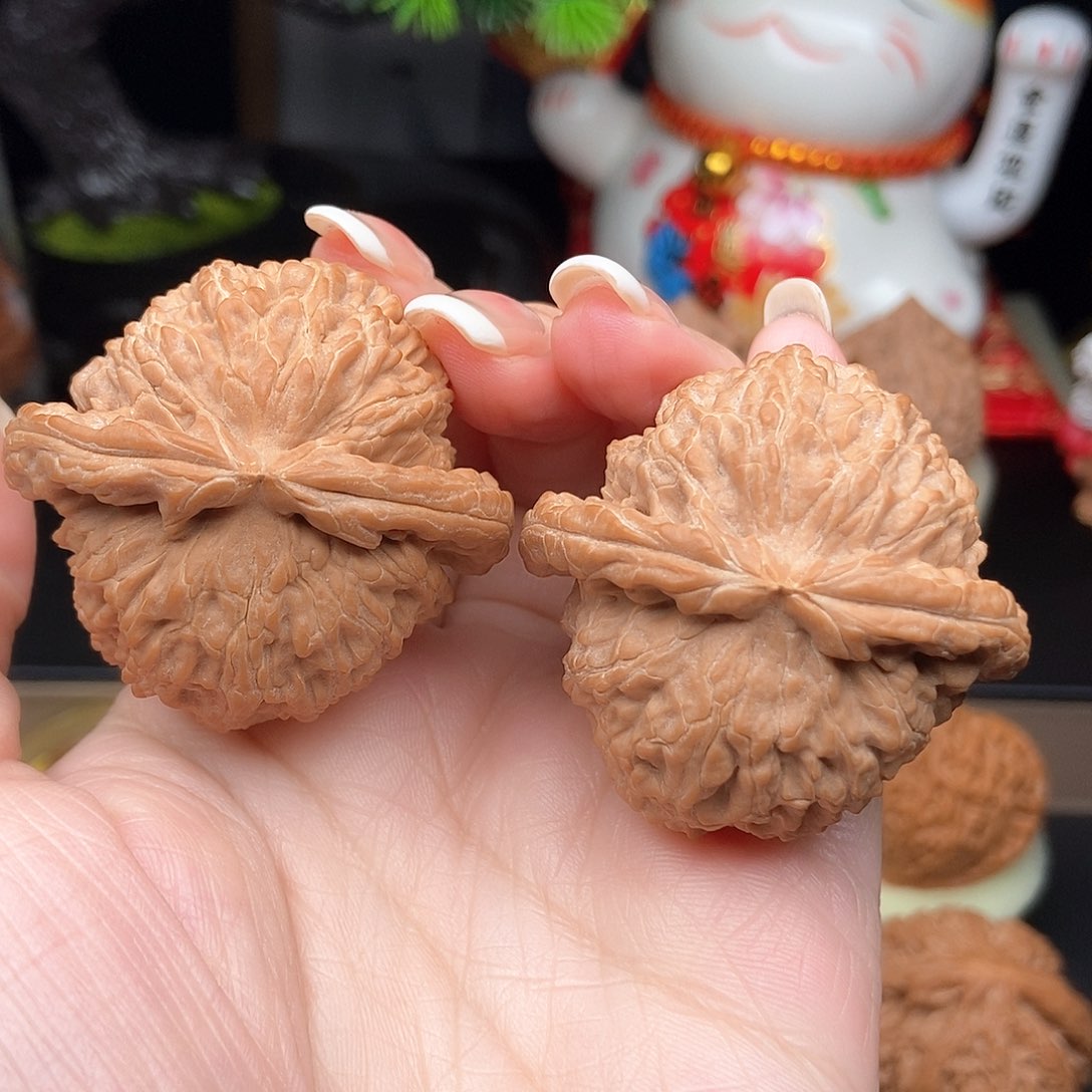 文玩核桃把件44白狮子