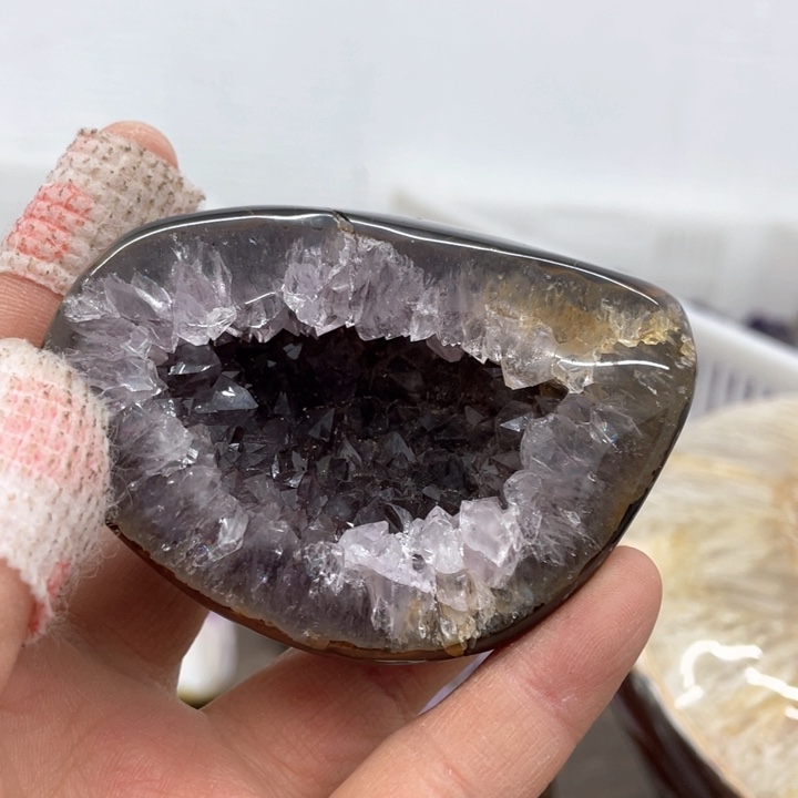 水晶摆件未镶嵌捡漏