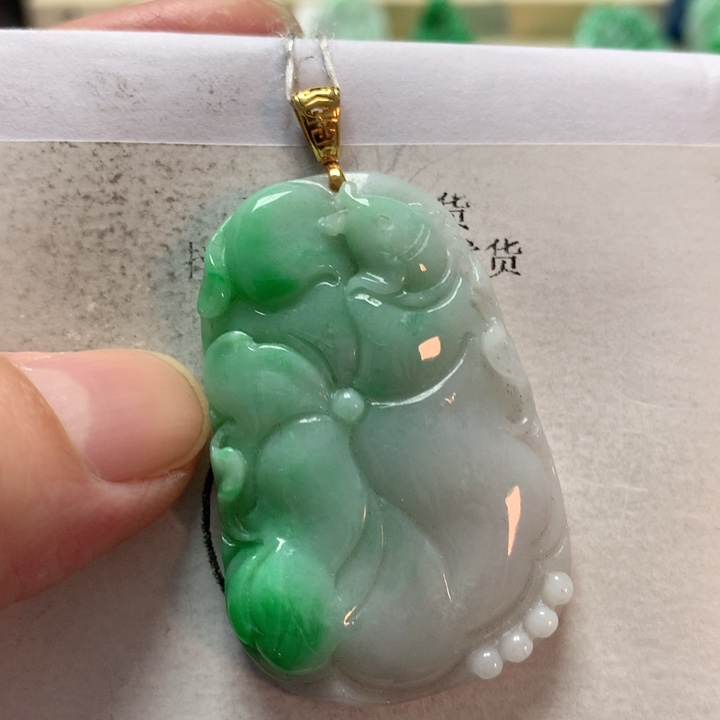 翡翠吊坠(不含链)18K金镶嵌