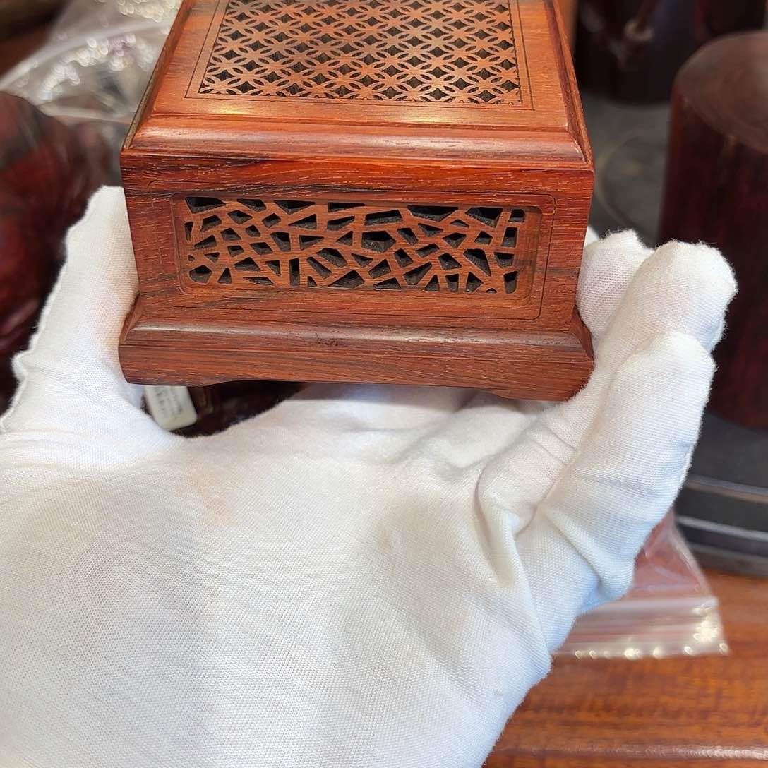 檀香紫檀（小叶紫檀）香炉