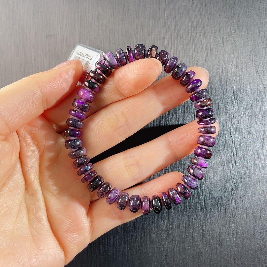 未镶嵌苏纪石（舒俱来）南非舒俱来老矿料手串多样性发货