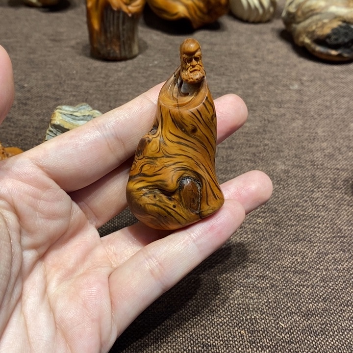 柏木（崖柏）?****?掌中宝达摩