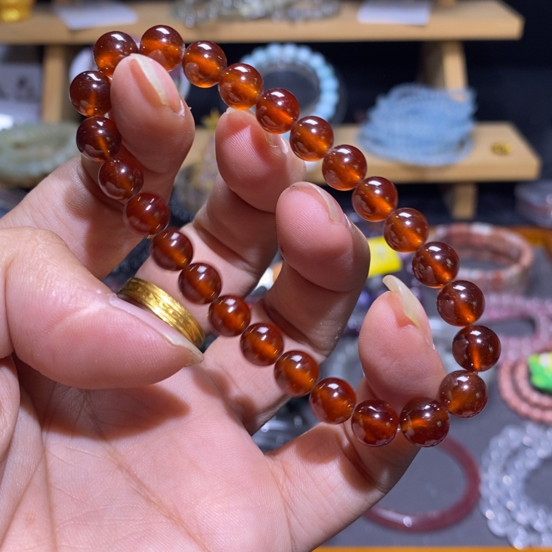 水晶未镶嵌手串4 芬达红石榴石 7.8