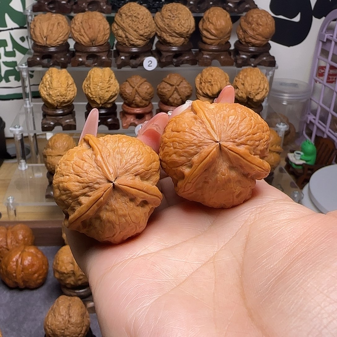 文玩核桃把件8…………37mm