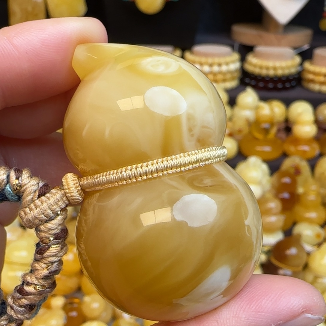 琥珀未镶嵌套链天然俄料金白妖花蜜蜡葫芦吊坠