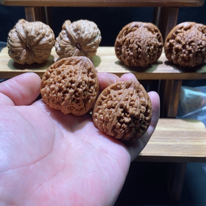 文玩核桃吊坠40老蚂蚁王