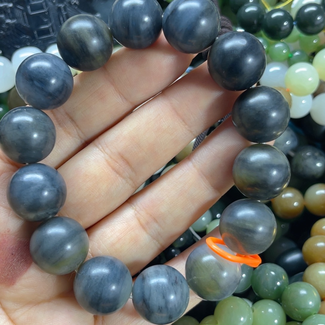 手链未镶嵌和田玉