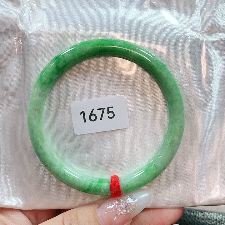 翡翠手镯未镶嵌天然翡翠手镯55