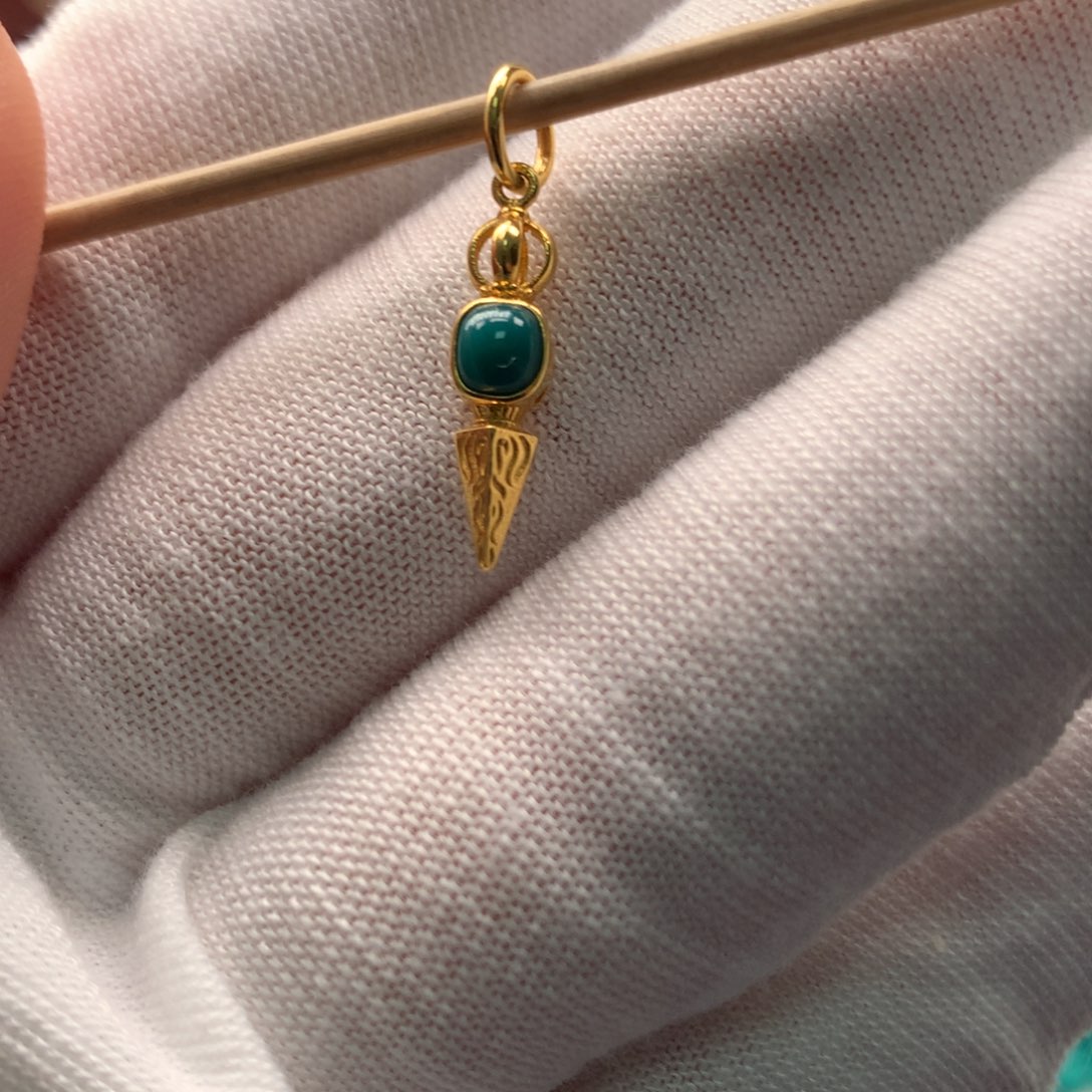 绿松石18K金镶嵌配饰