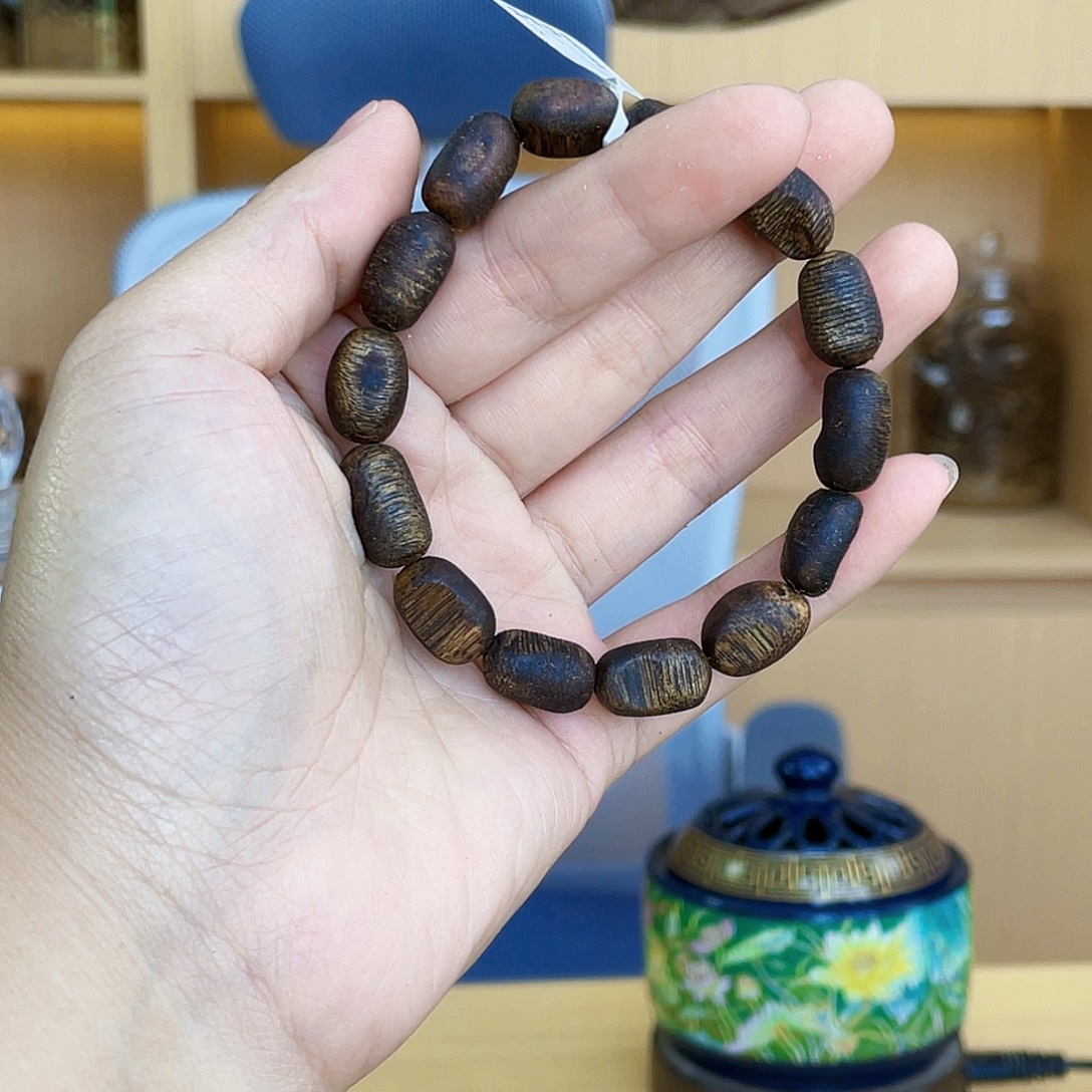 致***境沉香沉香碎屑棋楠张勺子瘤疤单圈0.9/8克多样性发一