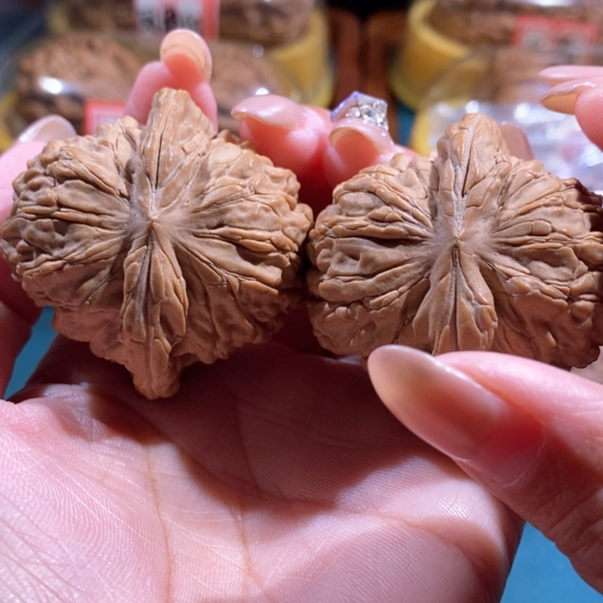 【闪购商品】文玩核桃吊坠华坤龙