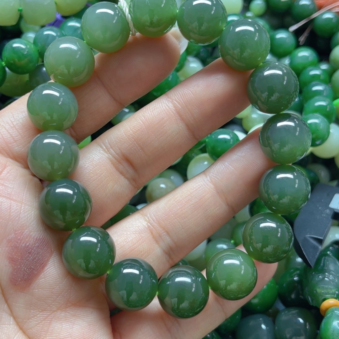 未镶嵌和田玉手链